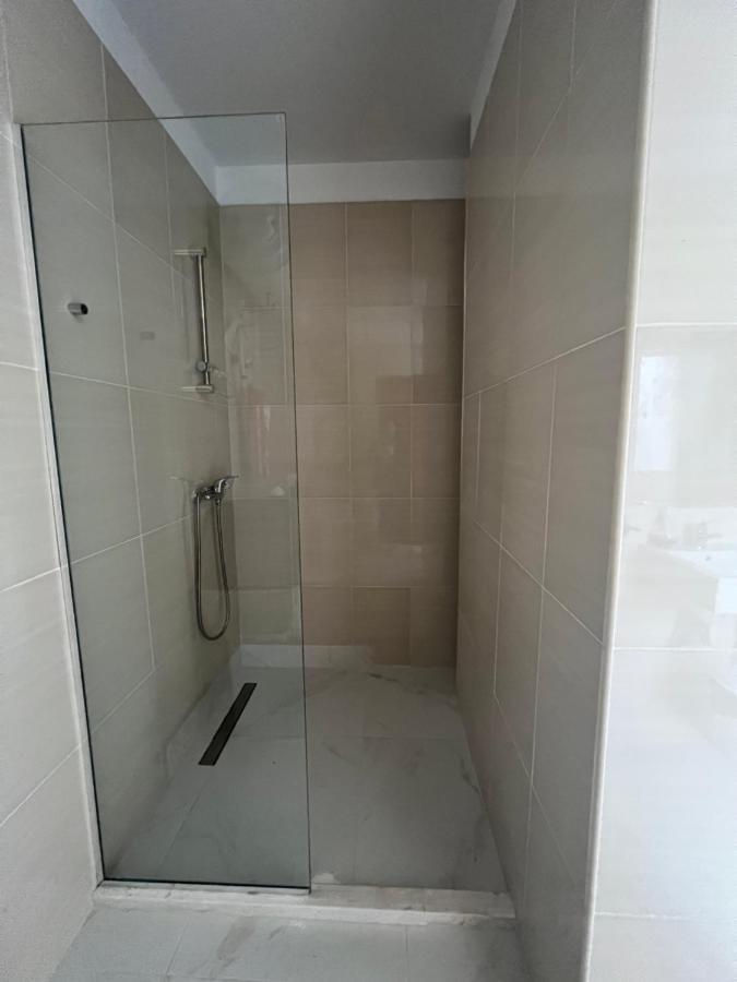 Center-Sea View Apartament,Саранда Екстер'єр фото